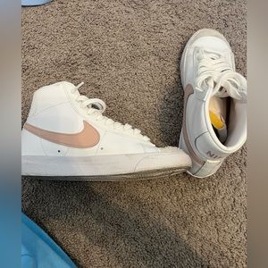 brand new pink nike blazers